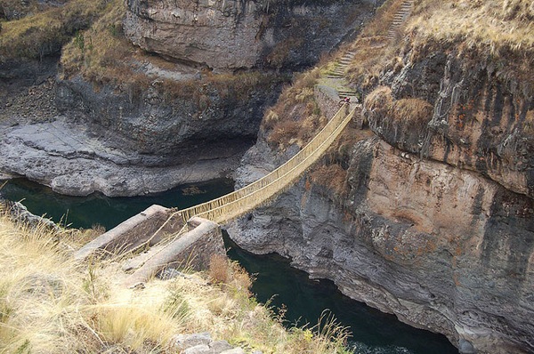Secondo ponte di corda in Perù